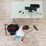 Professionelle Gebäudereinigung in Plochingen Gebäudereinigung Plochingen durch professionelles Reinigungsteam